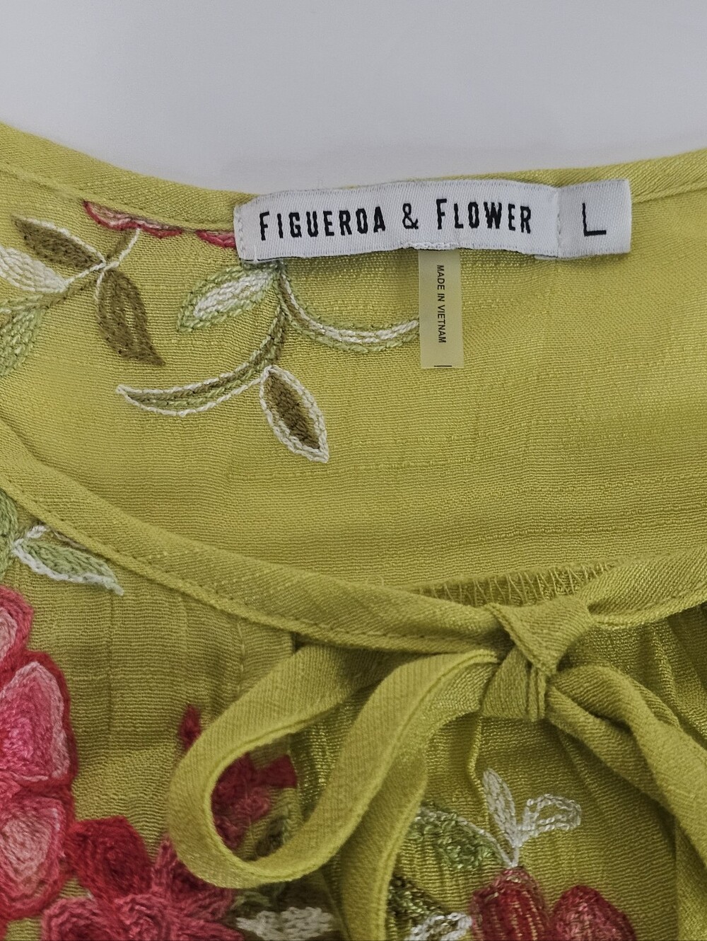 Floral Tie-Front Peasant Blouse in Chartreuse with Pink Embroidery Sz L Summer - Picture 3 of 10